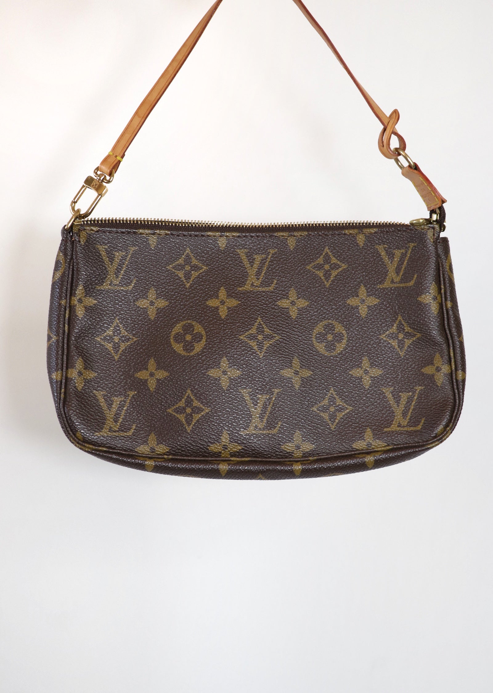 Louis Vuitton Pochette Accessoire Second hand designer bags Minimal Collective Official