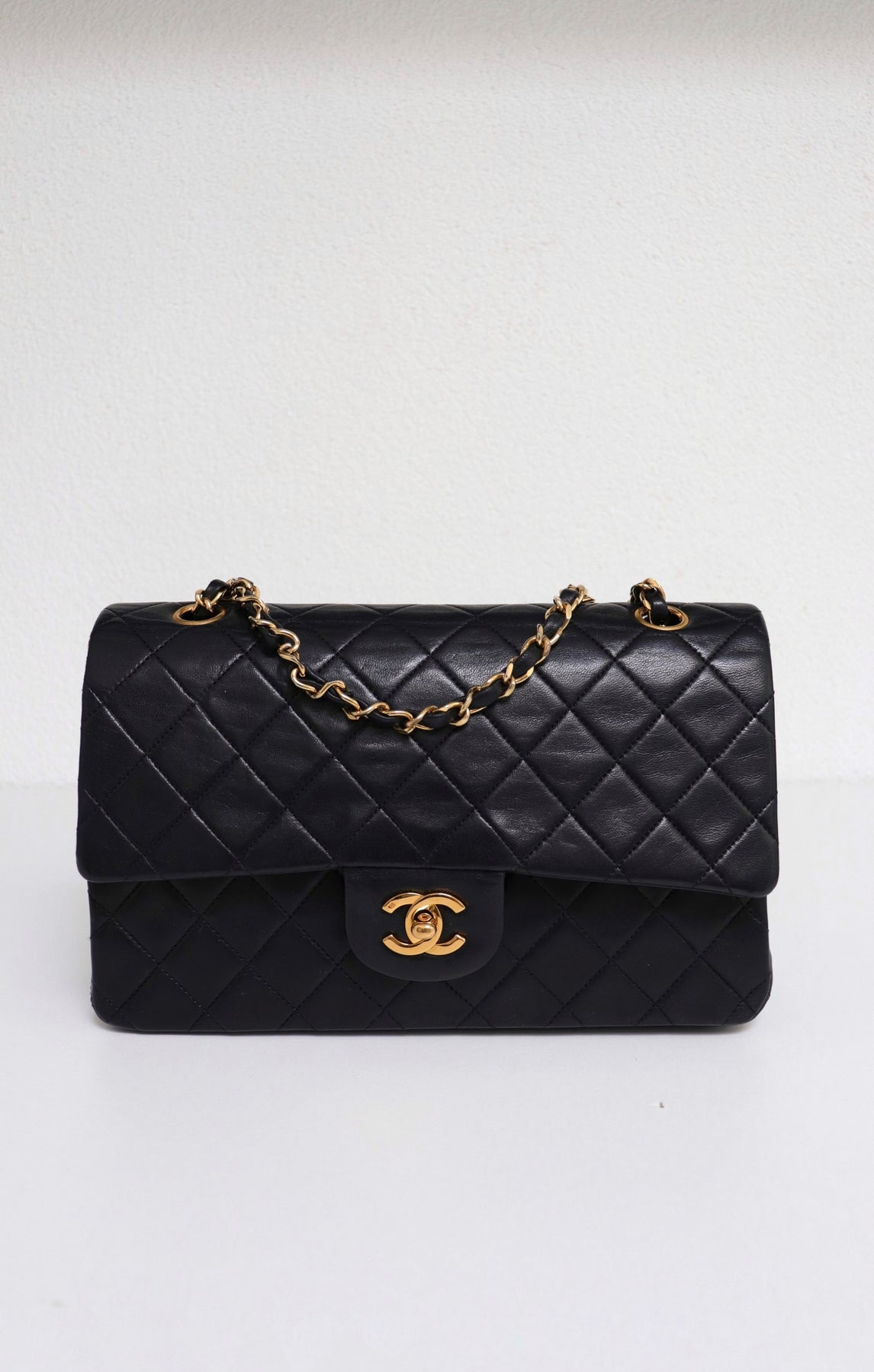 Chanel Vintage Camera Quilted Classic Timeless Jumbo Lambskin Leather Large  Cc Logo Tassel Chain Link Gold H…